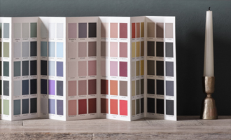 Paint-chip colour card